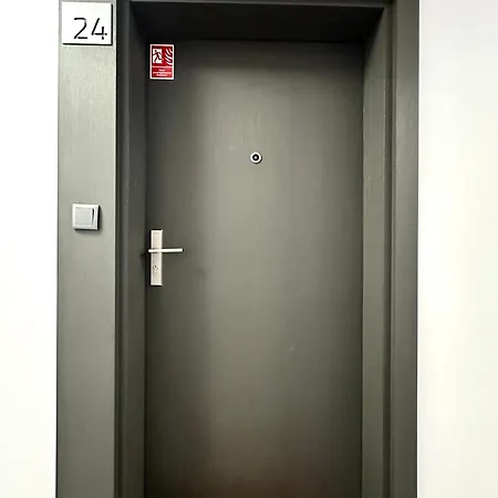 Апартаменти Przyjazni 16 24 - Self Check-in 20h - Lift