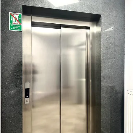 Przyjazni 16 24 - Self Check-in 20h - Lift Apartment